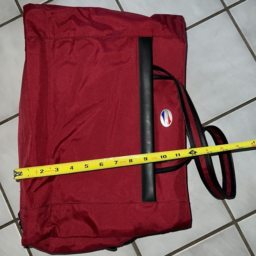 Classic American Tourister Carry On - Picture 10 of 16